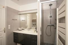 Ah Paris vacation apartment 131 - sdb2