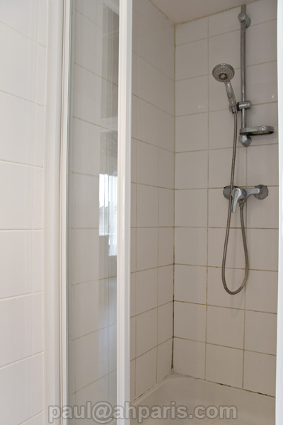 Ah Paris vacation apartment 142 - sdb_3