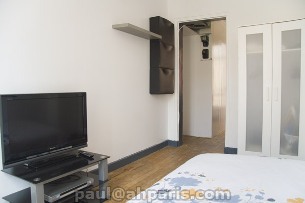 Ah Paris vacation apartment 143 - chambre_2