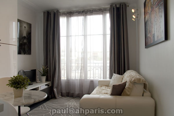 Ah Paris vacation apartment 151 - salon