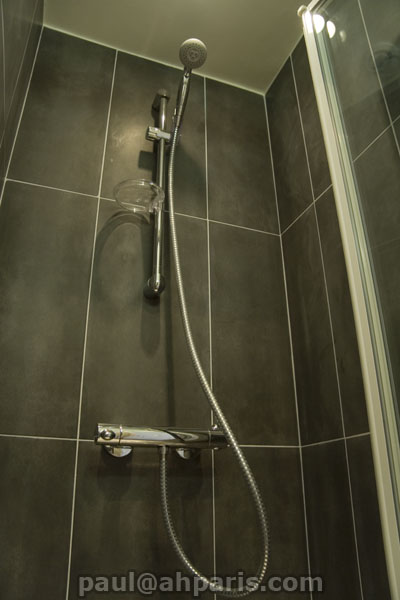 Ah Paris vacation apartment 151 - sdb_2