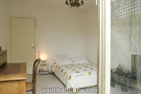 Ah Paris vacation apartment 155 - chambre_3