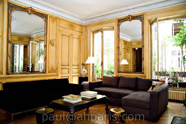 Ah Paris vacation apartment 165 - salon4