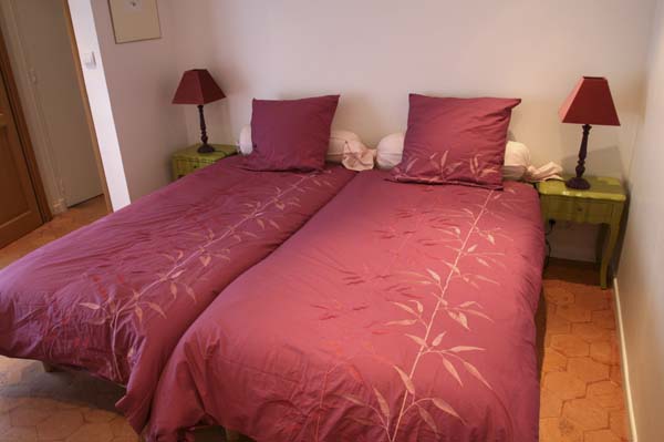 Ah Paris vacation apartment 178 - chambre
