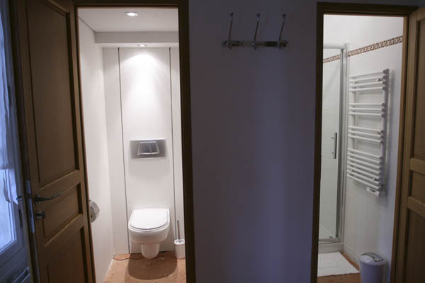 Ah Paris vacation apartment 178 - sdb_3