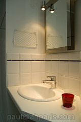 Ah Paris vacation apartment 188 - sdb