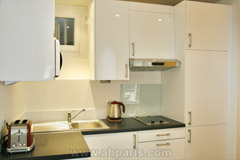 Ah Paris vacation apartment 201 - cuisine2