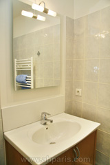 Ah Paris vacation apartment 201 - sdb