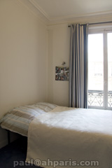Ah Paris vacation apartment 205 - chambre2_2