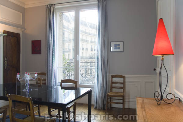 Ah Paris vacation apartment 205 - sam3