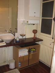 Ah Paris vacation apartment 222 - sdb