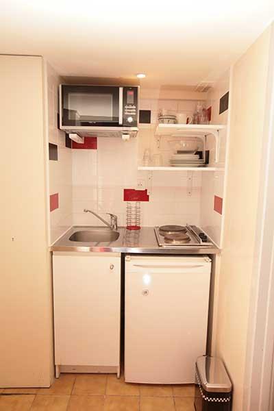 Ah Paris vacation apartment 232 - cuisine3