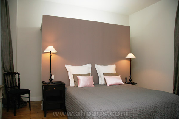 Ah Paris vacation apartment 235 - chambre