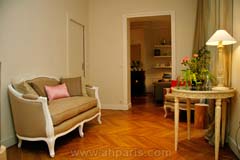 Ah Paris vacation apartment 235 - salon2