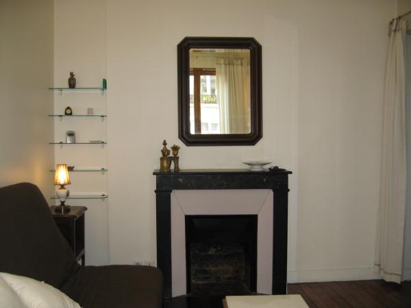 Ah Paris vacation apartment 272 - salon4