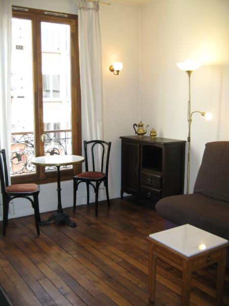 Ah Paris vacation apartment 272 - sam2