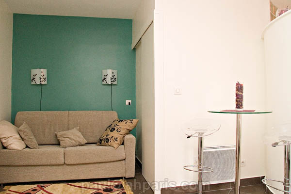 Ah Paris vacation apartment 276 - salon2