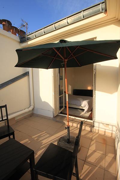 Ah Paris vacation apartment 281 - terrasse3