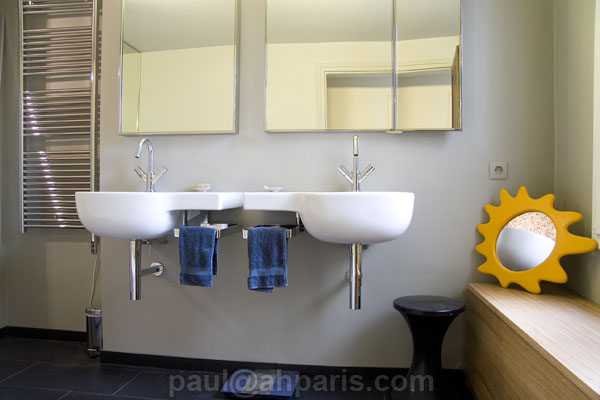 Ah Paris vacation apartment 283 - sdb