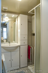 Ah Paris vacation apartment 310 - sdb