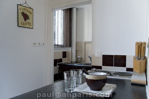 Ah Paris vacation apartment 323 - cuisine2