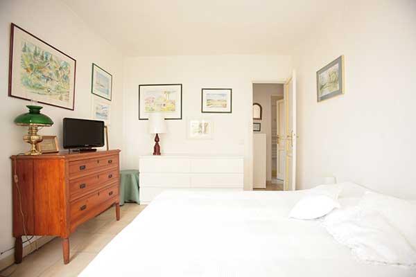 Ah Paris vacation apartment 324 - chambre