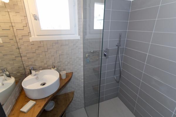Ah Paris vacation apartment 330 - sdb
