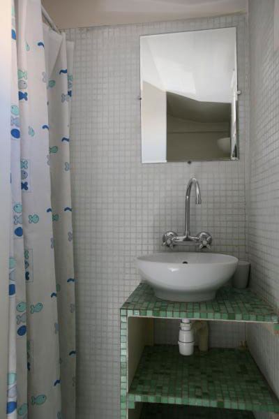 Ah Paris vacation apartment 334 - sdb