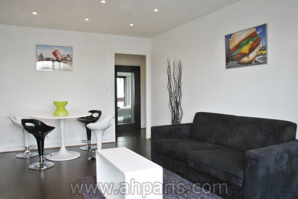 Ah Paris vacation apartment 350 - salon3