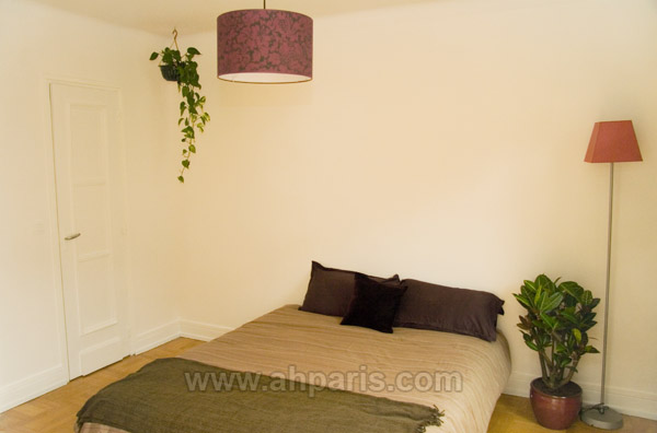 Ah Paris vacation apartment 362 - chambre