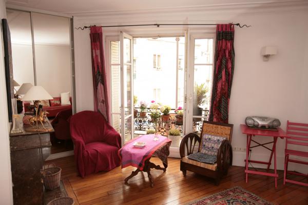 Ah Paris vacation apartment 365 - salon5