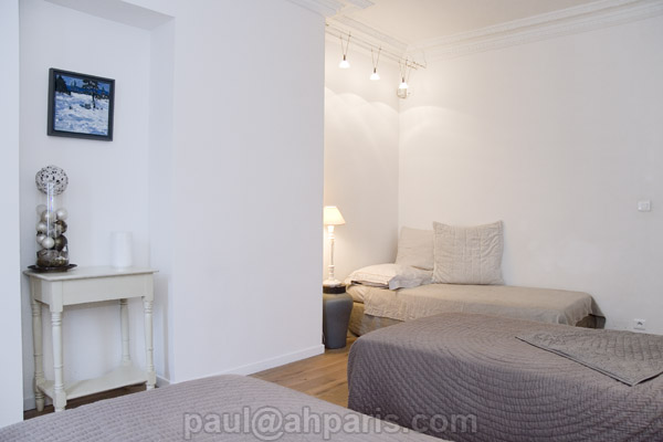 Ah Paris vacation apartment 371 - chambre_3