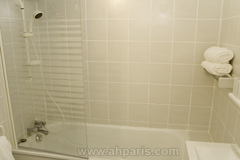 Ah Paris vacation apartment 372 - sdb_2