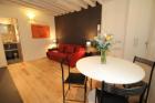 Rainbow Paris apartment 374