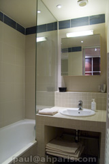 Ah Paris vacation apartment 388 - sdb