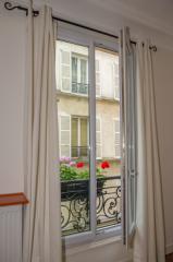 Ah Paris vacation apartment 389 - salon2