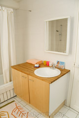 Ah Paris vacation apartment 394 - sdb