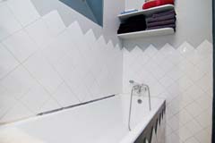 Ah Paris vacation apartment 398 - sdb3