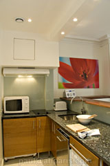 Ah Paris vacation apartment 406 - cuisine2