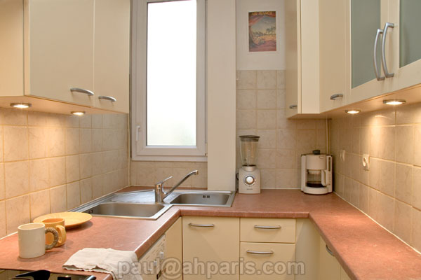 Ah Paris vacation apartment 407 - cuisine2