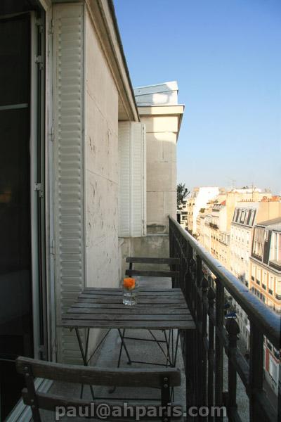 Ah Paris vacation apartment 412 - balcon2