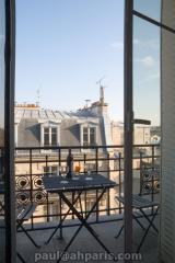 Ah Paris vacation apartment 412 - balcon