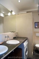 Ah Paris vacation apartment 412 - sdb