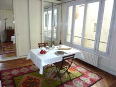 Ah Paris vacation apartment 413 - sam