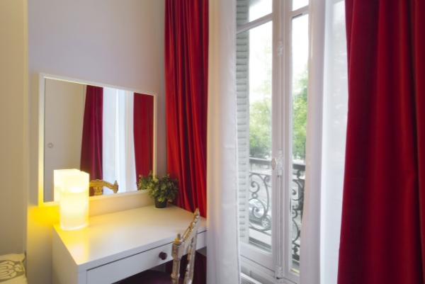 Ah Paris vacation apartment 78 - chambre2_4