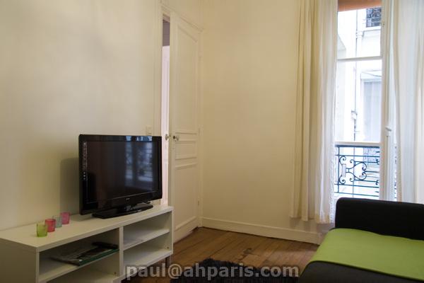 Ah Paris vacation apartment 79 - salon4