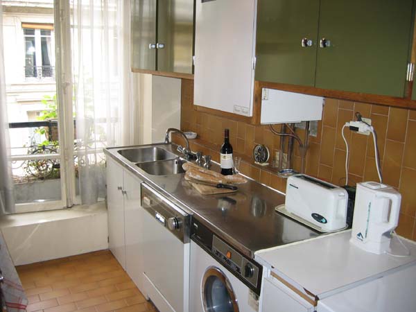 Ah Paris vacation apartment 82 - cuisine