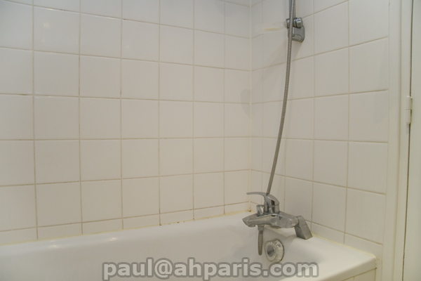 Ah Paris vacation apartment 84 - sdb_2