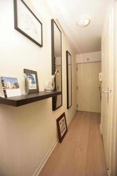 Ah Paris vacation apartment 98 - bureau